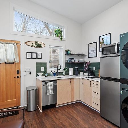 The Acorn - Tiny House In Historic Oakwood Villa Raleigh Exterior foto